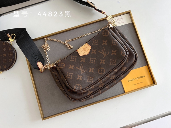 ルイヴィトンバッグ背面デザイン